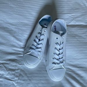 New w/o Tags Converse White Leather All-Star Sneakers - Size 7
